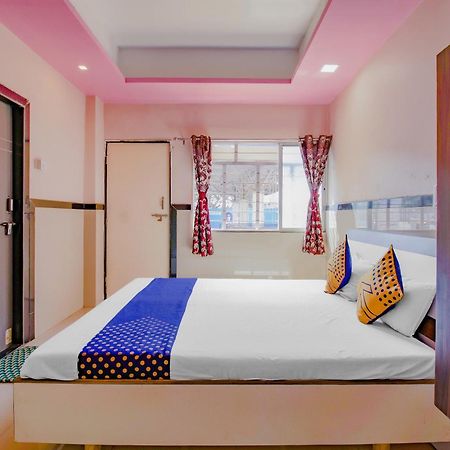 Spot On Indirasagar Executive Hotel Kolhapur Buitenkant foto